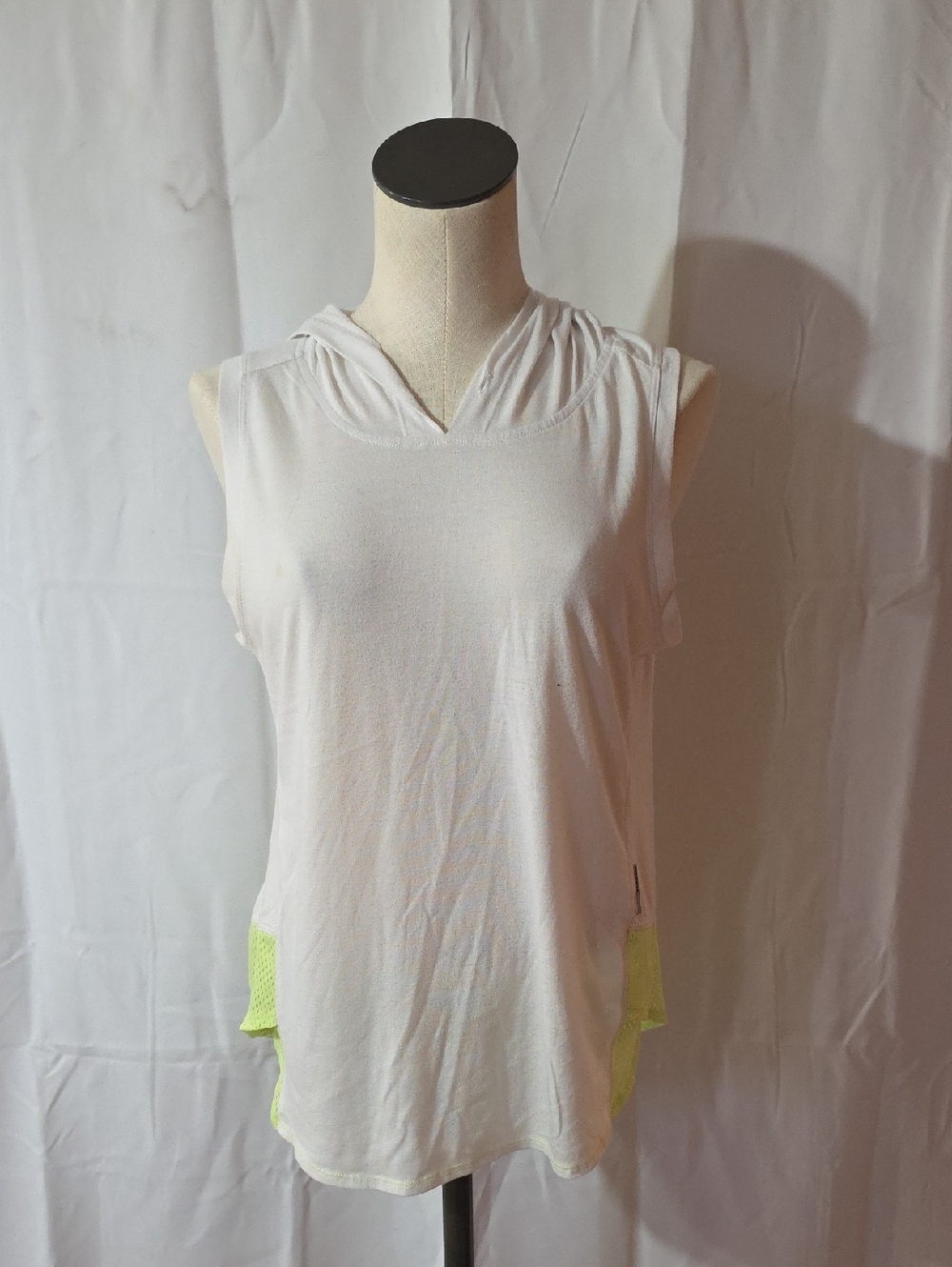 RBX White Sleeveless Hooded Tank with Neon Yellow Mesh Panels